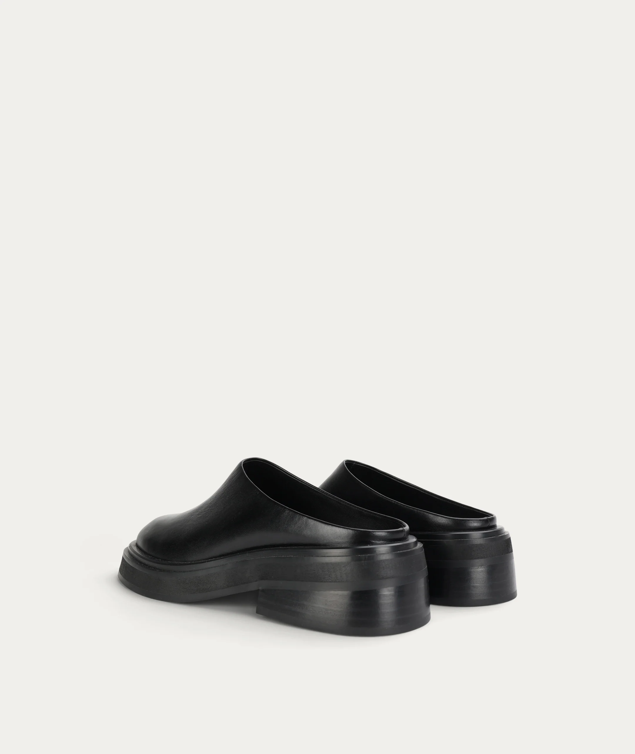 Apollo Mule - Black - Image 5