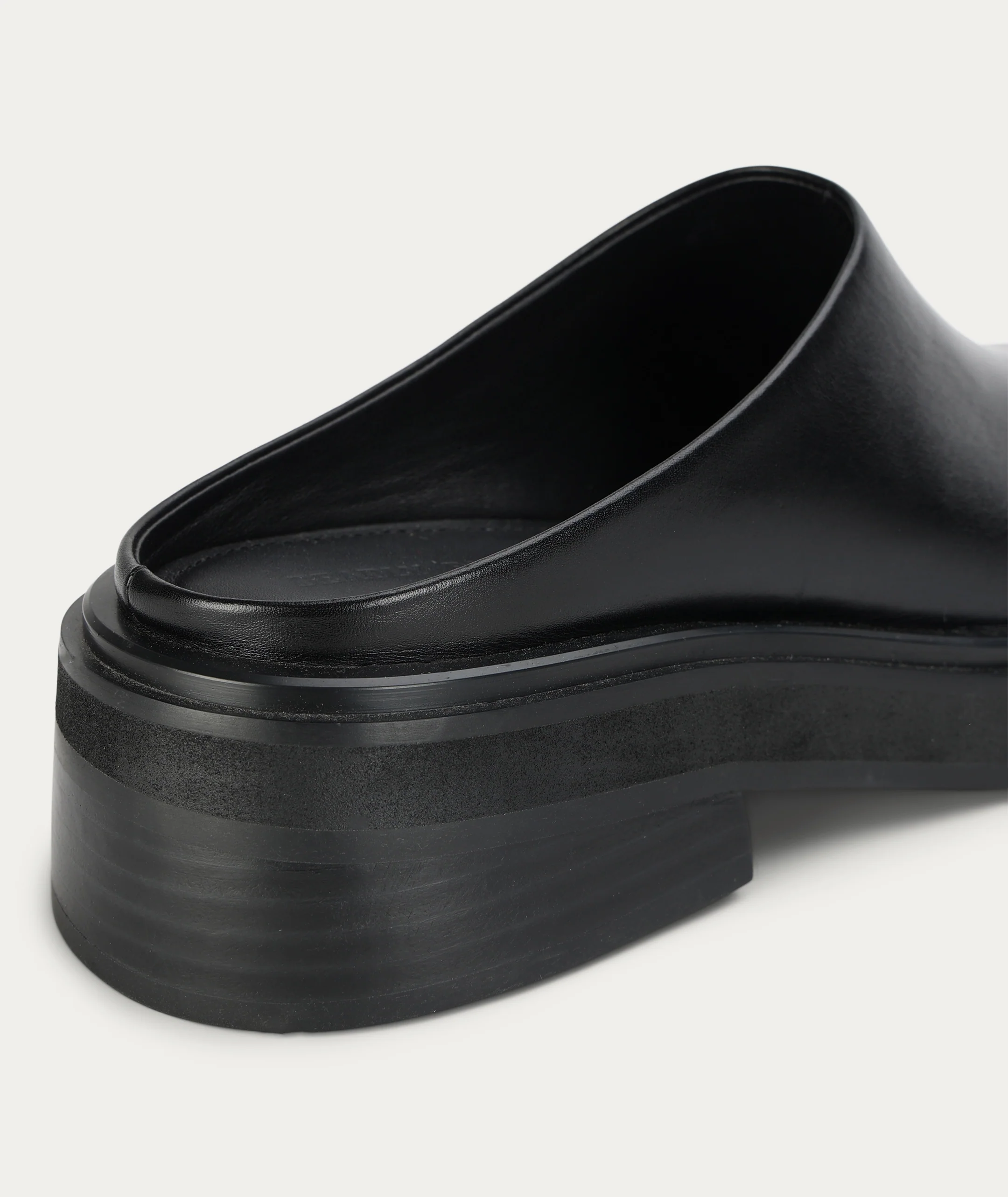 Apollo Mule - Black - Image 6