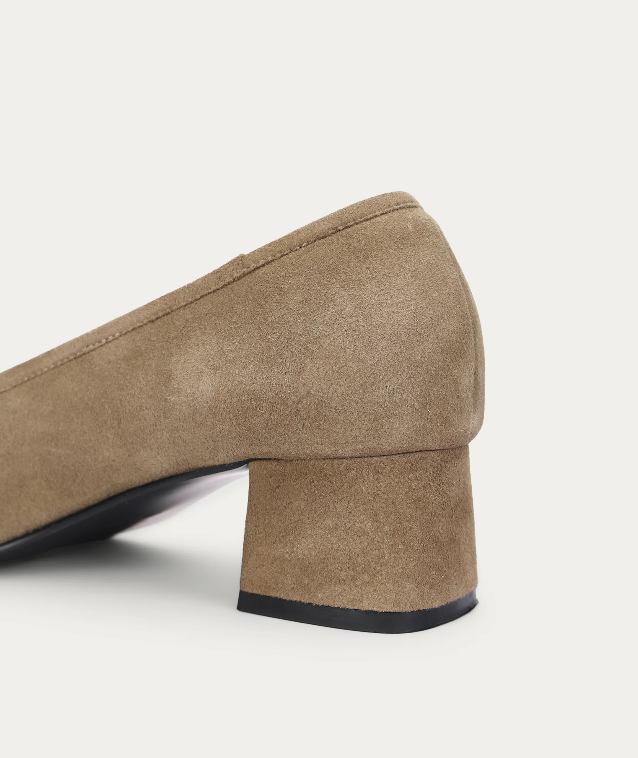 Cinch Pump - Dune Suede - Image 6