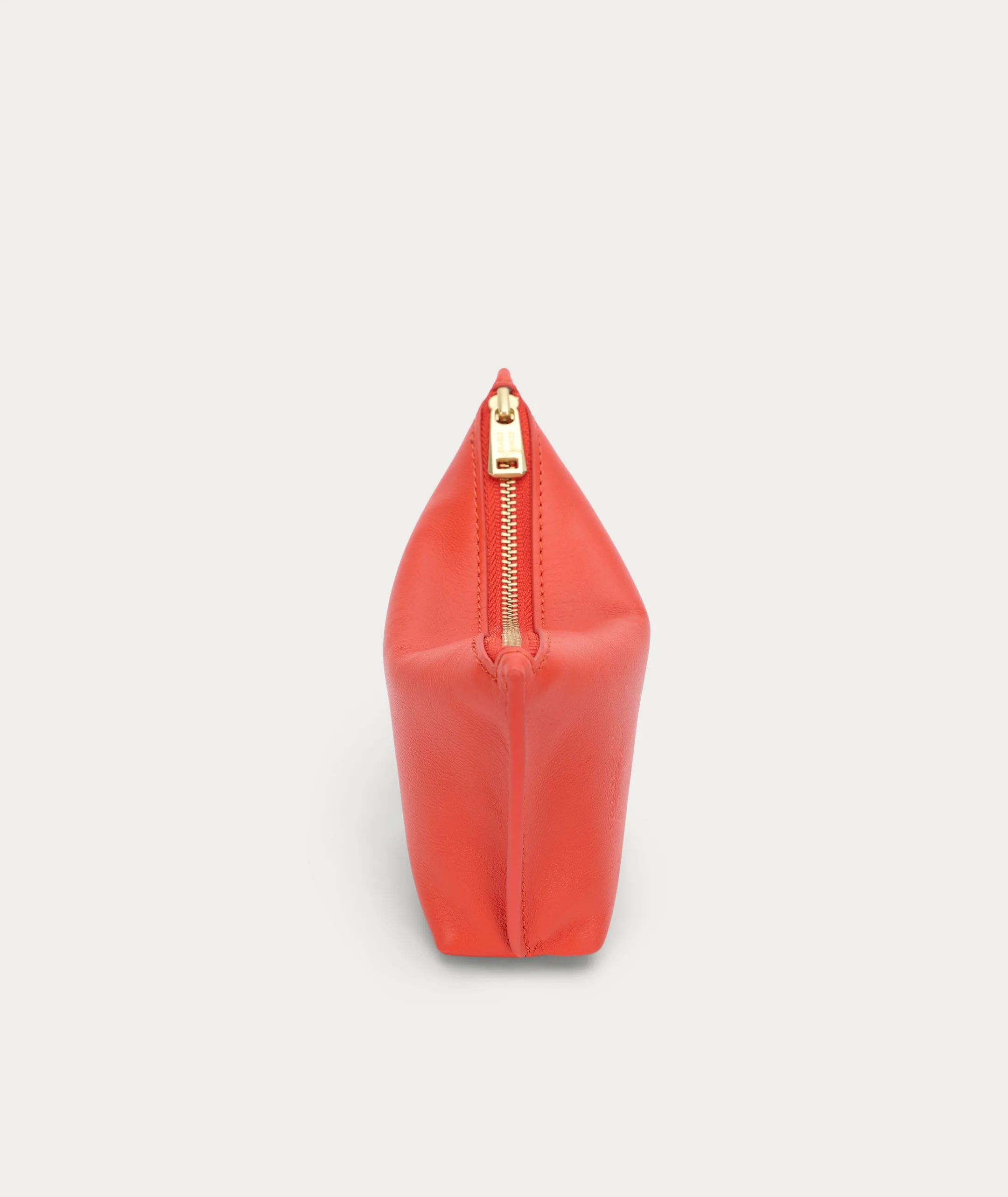 Poucher - Tamarillo - Image 4