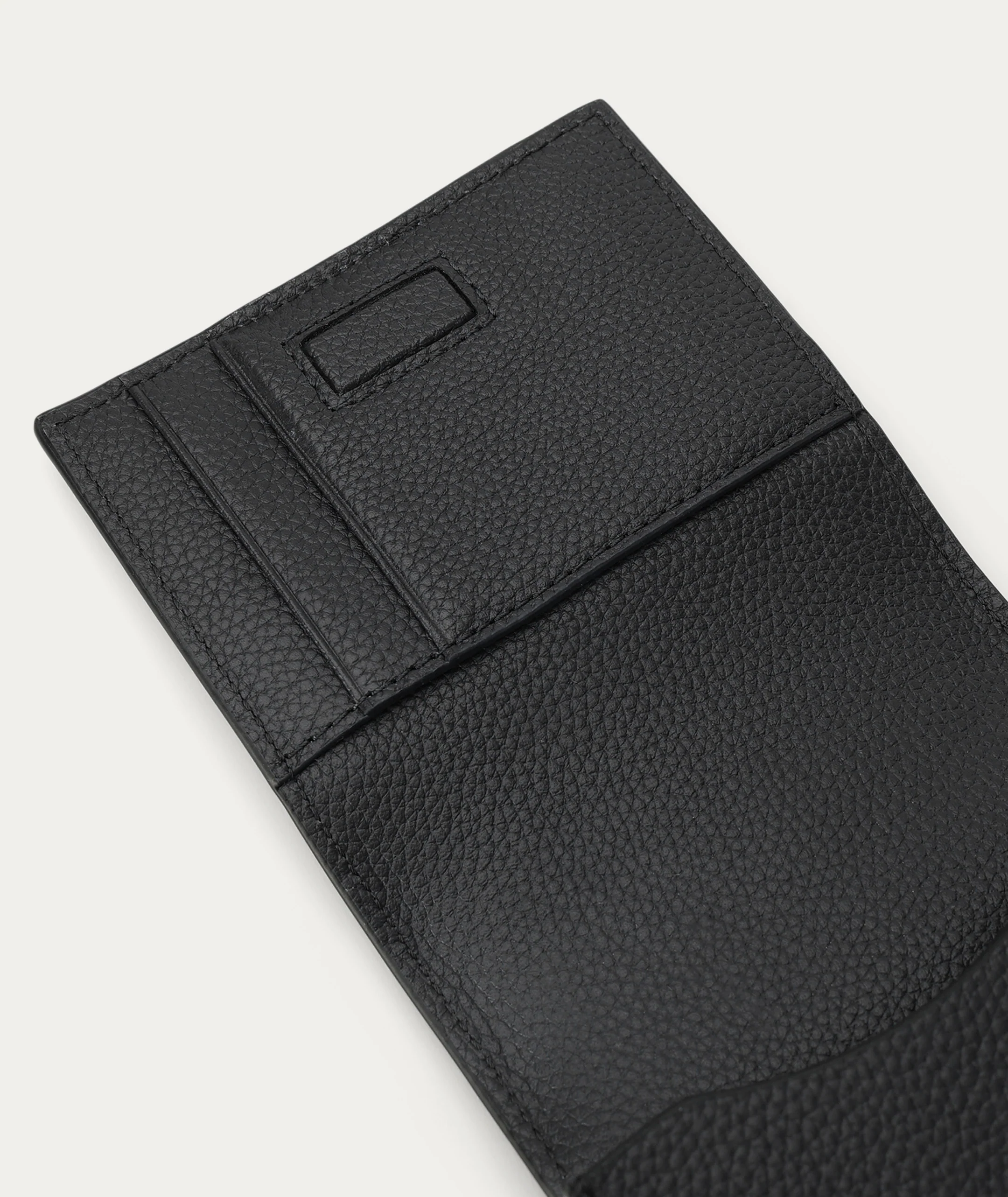 Poucheroo - Black - Image 6